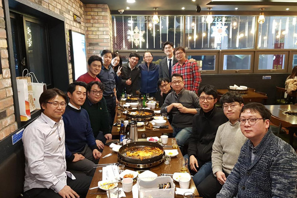 우수한 취업 성과 및 강력한 동문 네트워크 이미지2